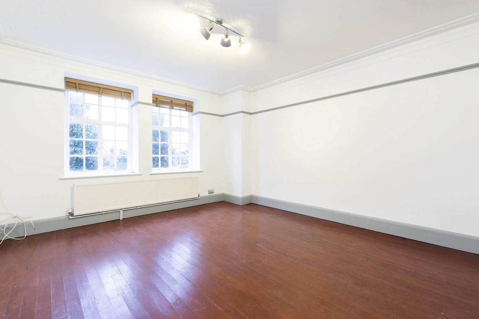 			1 Bedroom, 1 bath, 1 reception Apartment			 Hillside Court, Hampstead